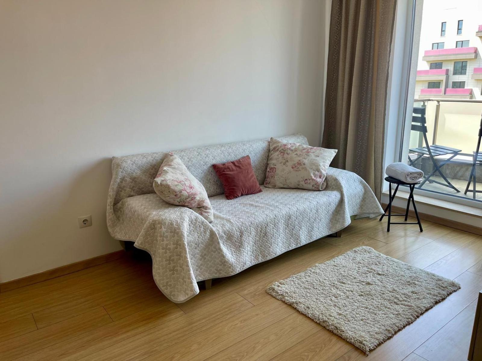 Yamaluxe Apartments - Between The Lakes - Close To Iulius Mall Cluj-Napoca Ngoại thất bức ảnh